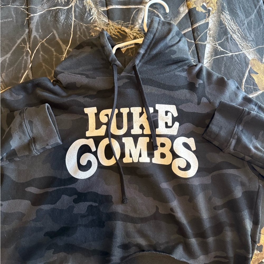 Luke Combs cropped Camouflage Hoodie